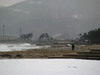 120207 水しぶき舞う日吉津の海岸.jpg