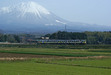 120402 大山とコナン列車.jpg