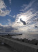 121001 防波堤と筋雲.jpg
