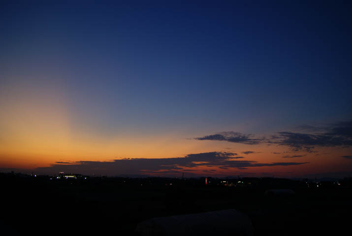 110907 日没後の空.jpg