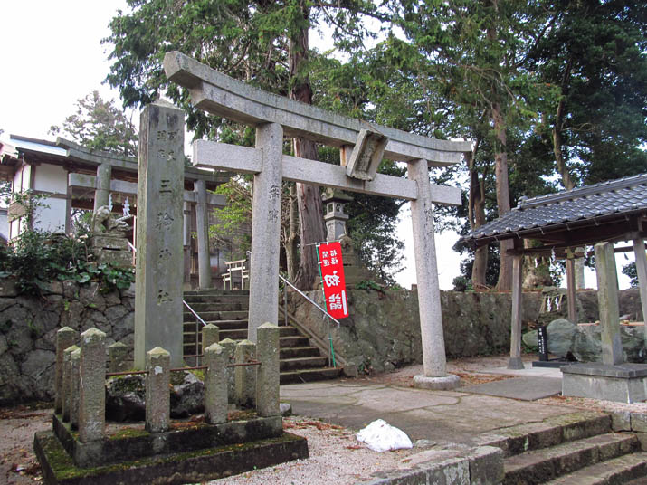 140101 三輪神社.jpg